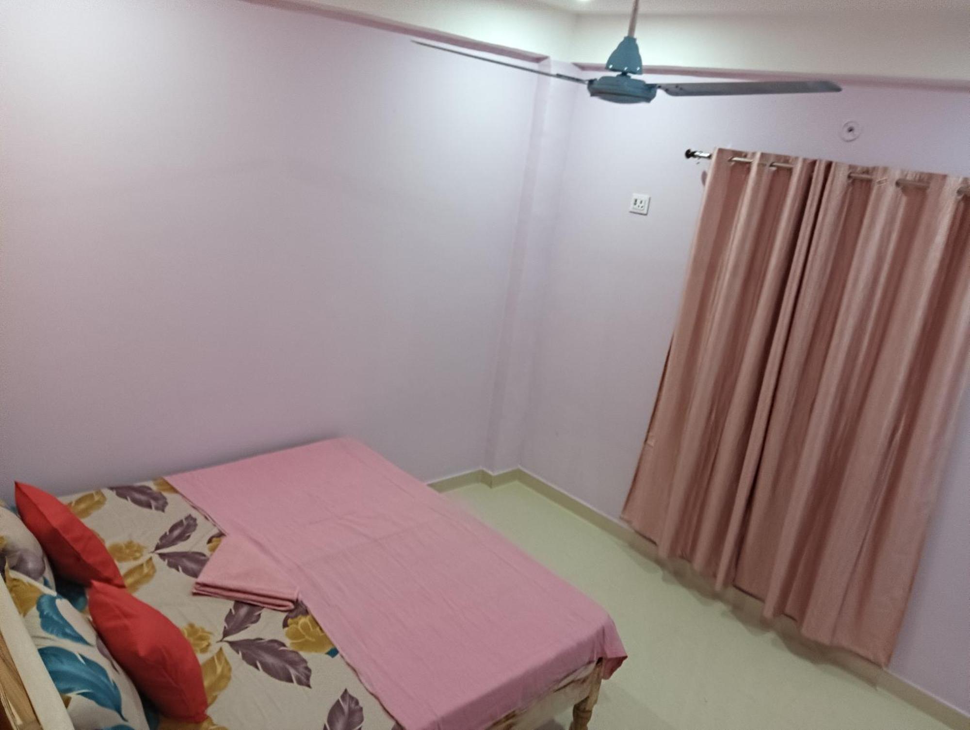 Kedar Guest House Ayodhya エクステリア 写真